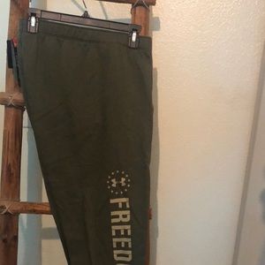 Under armour “freedom military sweat pants